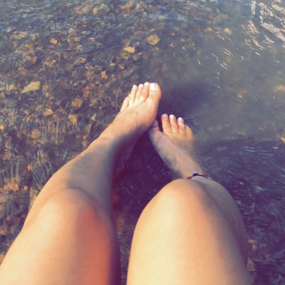 FootFetishDreams’s pics and videos