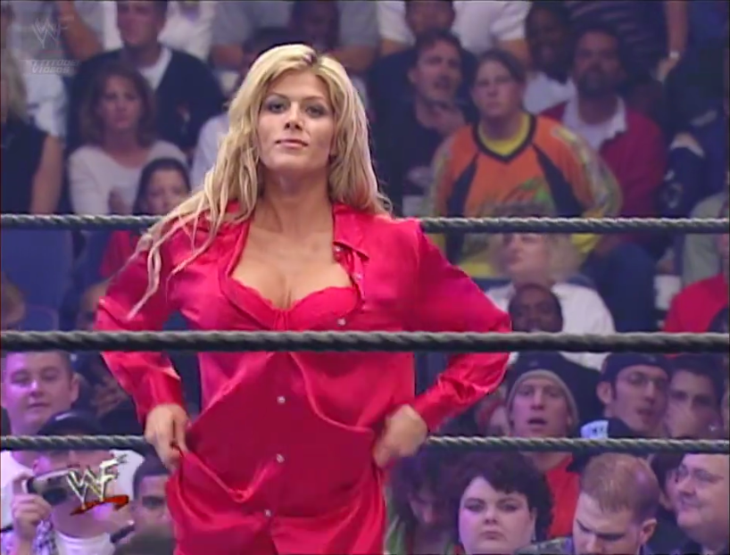 Stacy Keibler vs Torrie Wilson (Lingerie Match at the No Mercy PPV 2001)