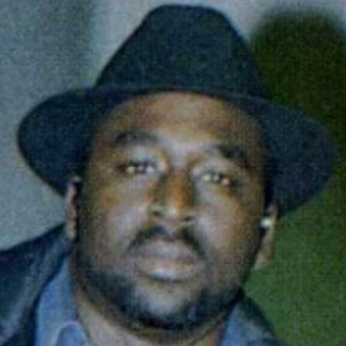 LegendsllLiveOn's tweet photo. Happy 50th to Big Mike, formerly 1/2 of the Convicts & 1/9 of the Geto Boys #RIPMr32 https://t.co/EDQAKwdvMy https://t.co/vWRsGw9ZfF