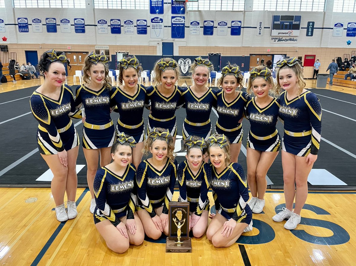 LemontCheer's tweet photo. SSC Blue Division Champions for JV and Varsity 💙💛🥇 #wearelemont https://t.co/fHh10esRIy