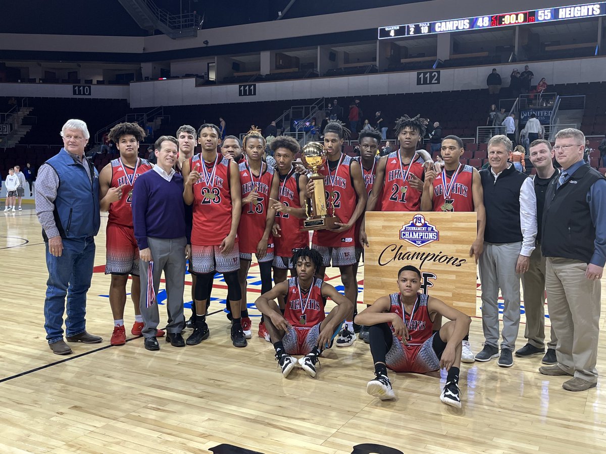 Coach Joe Auer tweet media