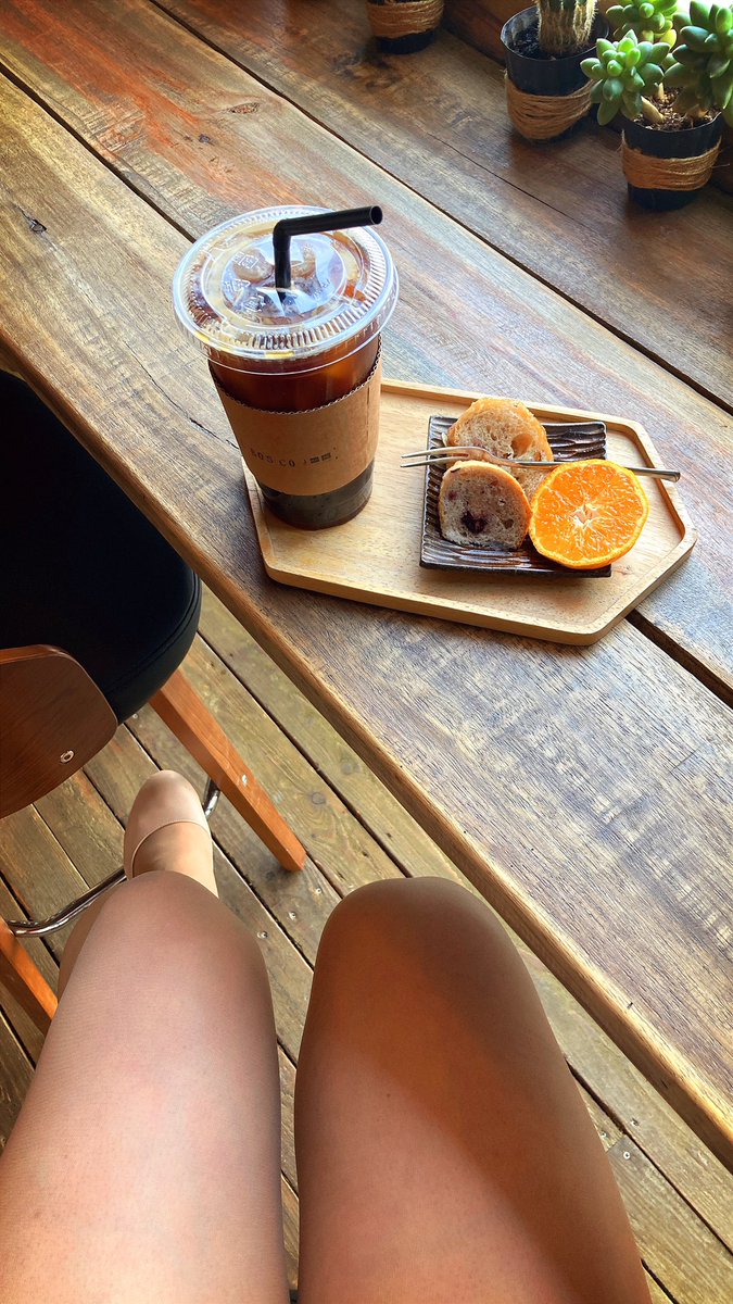 분위기에 취해 강제 패싱ㅎㅎ #여장 #스타킹 #카페 #패싱