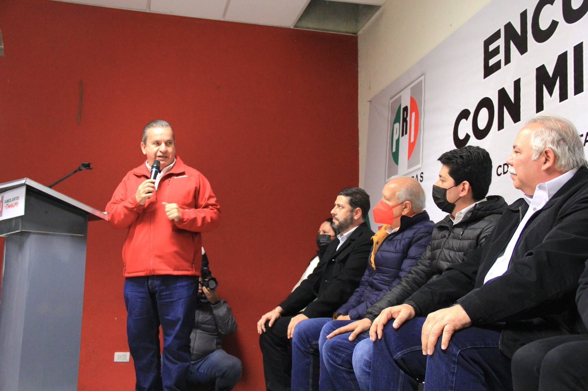 edgarmelhem's tweet photo. Cerramos este sábado en un encuentro con la militancia de @Victoria_PRI con @CesarElTruko 
Reconozco el gran trabajo que han desarrollado @LachoReyna y @arlette_marcos y la suma @AlexMontoyaL como enlace del @PRITampsOficial en la campaña en #CdVictoria https://t.co/AuMvIV51Bg