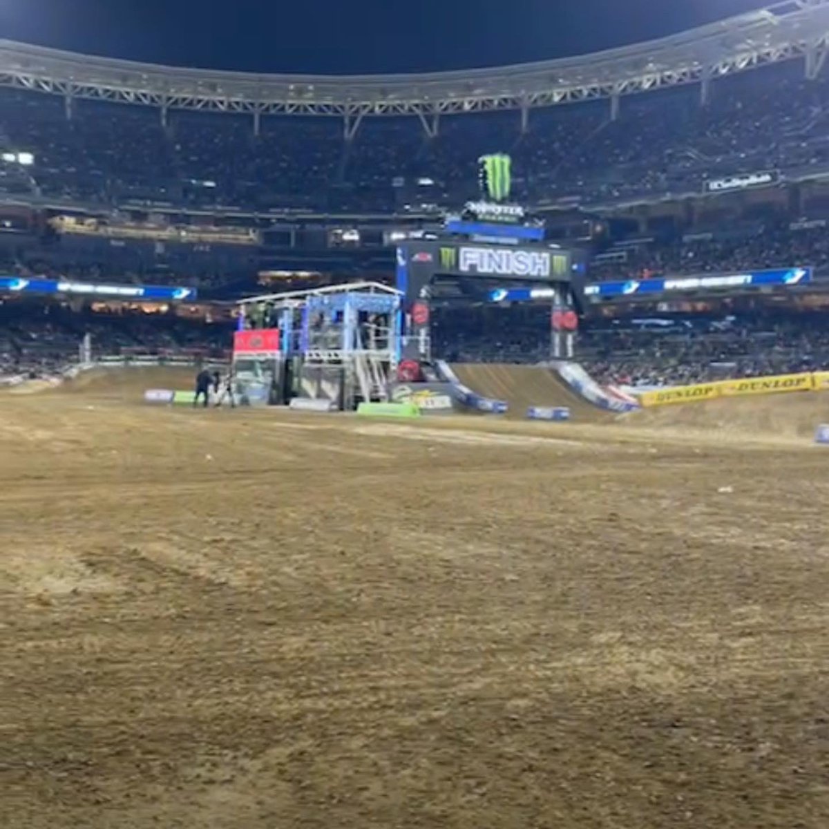 ovi_mx34's tweet photo. It’s GO time in San Diego! 🇺🇸
#Supercross #inthegate https://t.co/s1poULzr3y