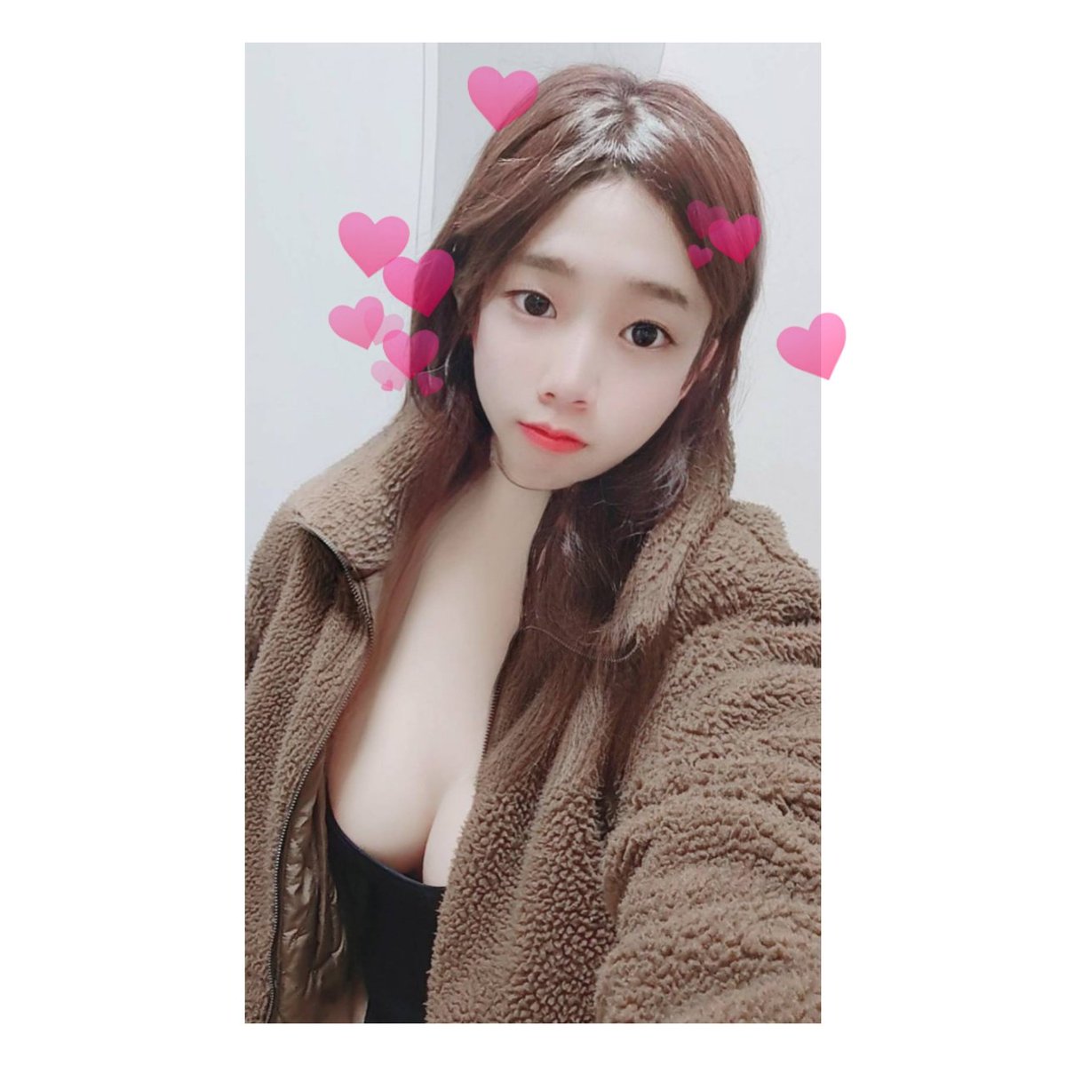 cd69200770's tweet photo. 라인 프사 바꾸기 대공사당.ㅜㅡㅠ
능욕 해줄오빠 line : sub6968 https://t.co/2deFjgfaxx