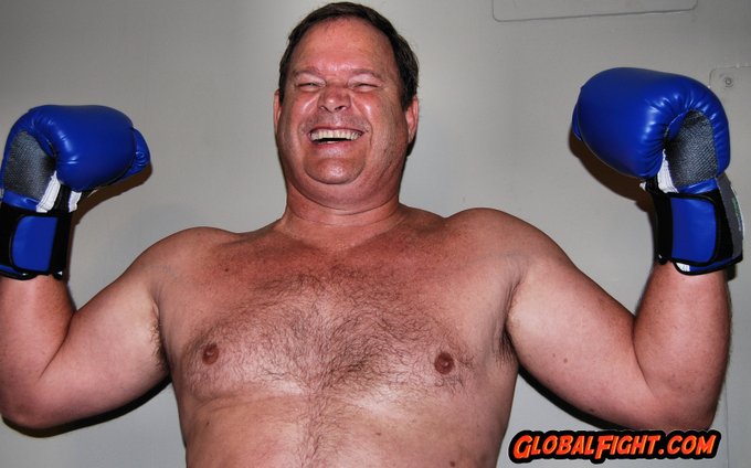 Boxer Dave from https://t.co/uDvNgxouOP galleries  --  #boxer #man #boxing #musclebear #strong #bigdaddy