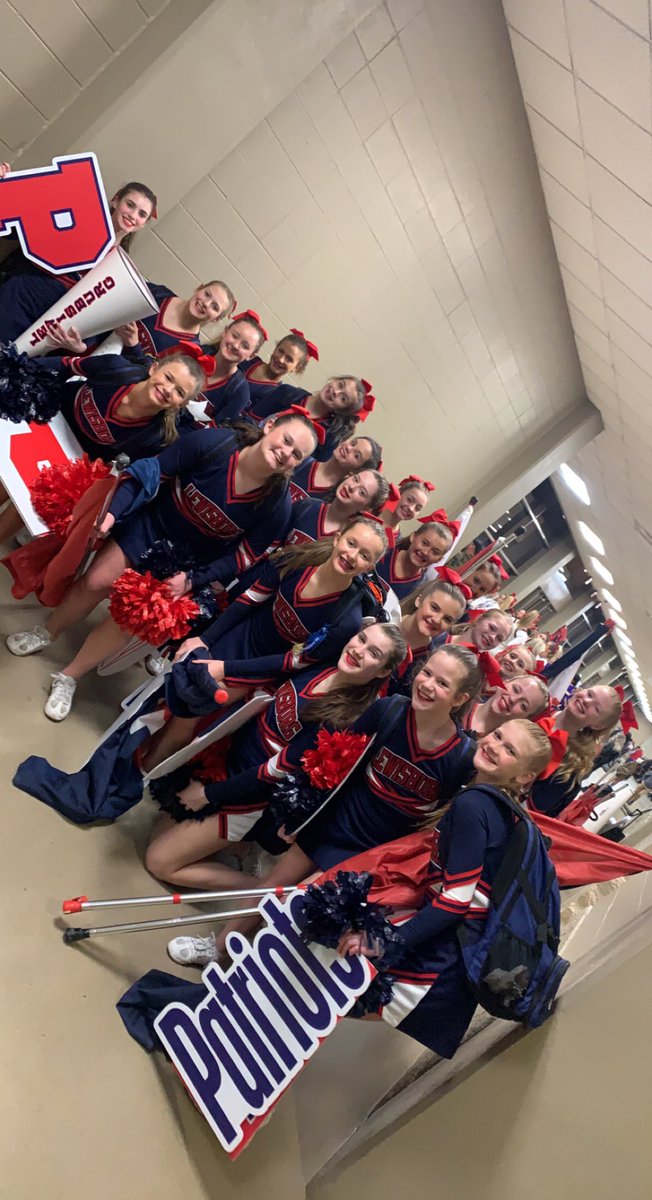 LewisburgMiddleCheer tweet media