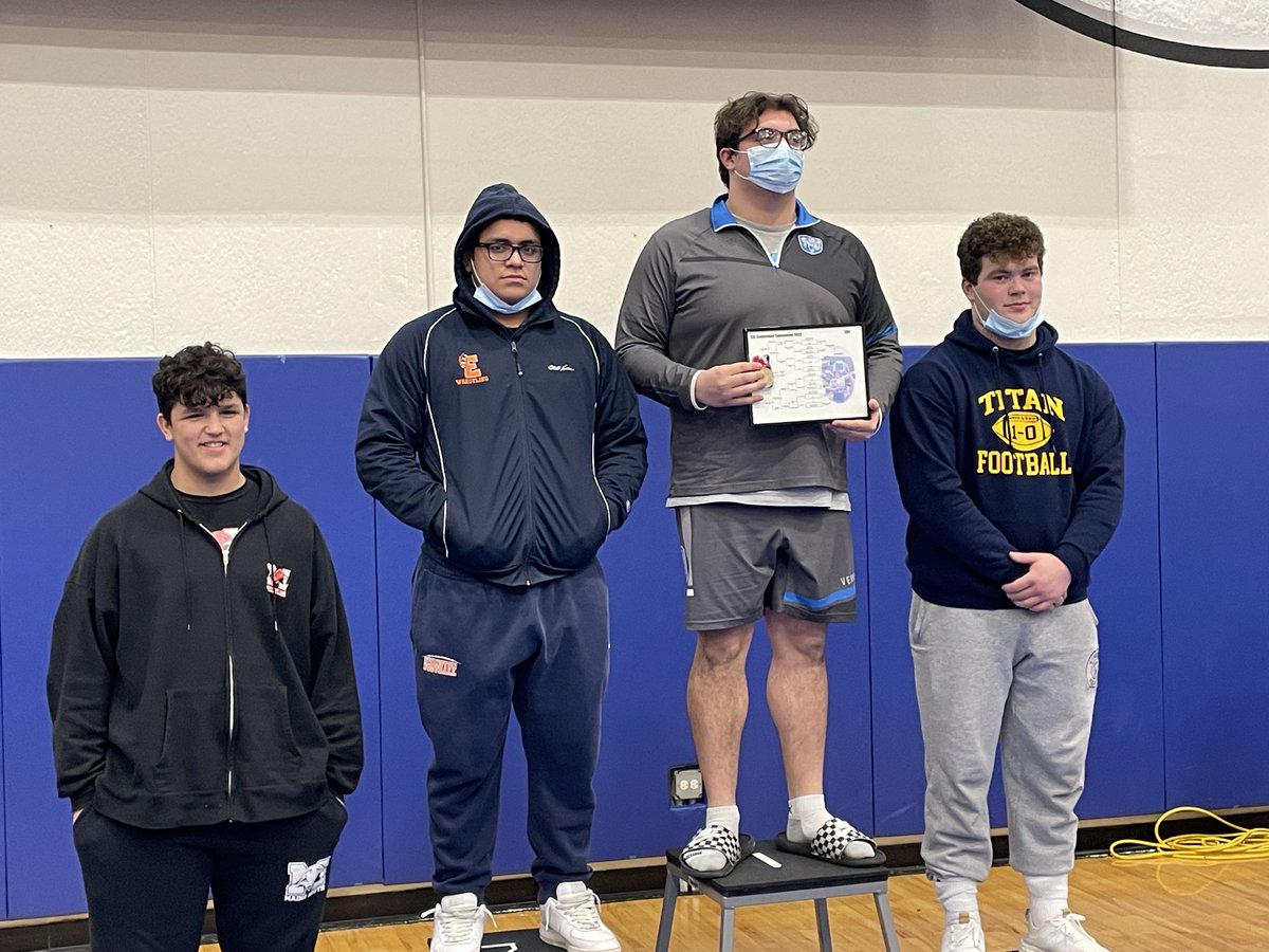 WrestlingVh's tweet photo. Conference Champion Max Accettura!! Pinned his way through the tournament and extended his record to 30-1! Welcome to the 30 win club Max! Keep grinding 
@VHHSAth #HardWorkPaysOff #Champ https://t.co/zVaaWwKw2l