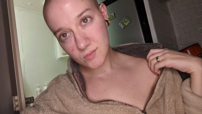 My perfect sub would pay for all my piercings. 🥵💦  Findom nonbinary https://t.co/SDEZJZk9Vq