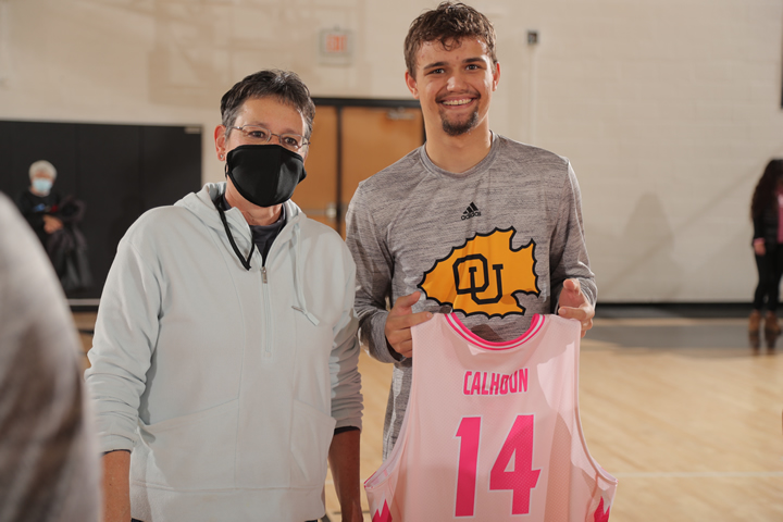 BravesAthletics's tweet photo. .@braveshoops honored Breast Cancer survivors and fighters tonight in their game against Kansas Wesleyan. The team wore jerseys with names of fighters on the back of those uniforms. #BraveNation https://t.co/Qxrz9TvVmb