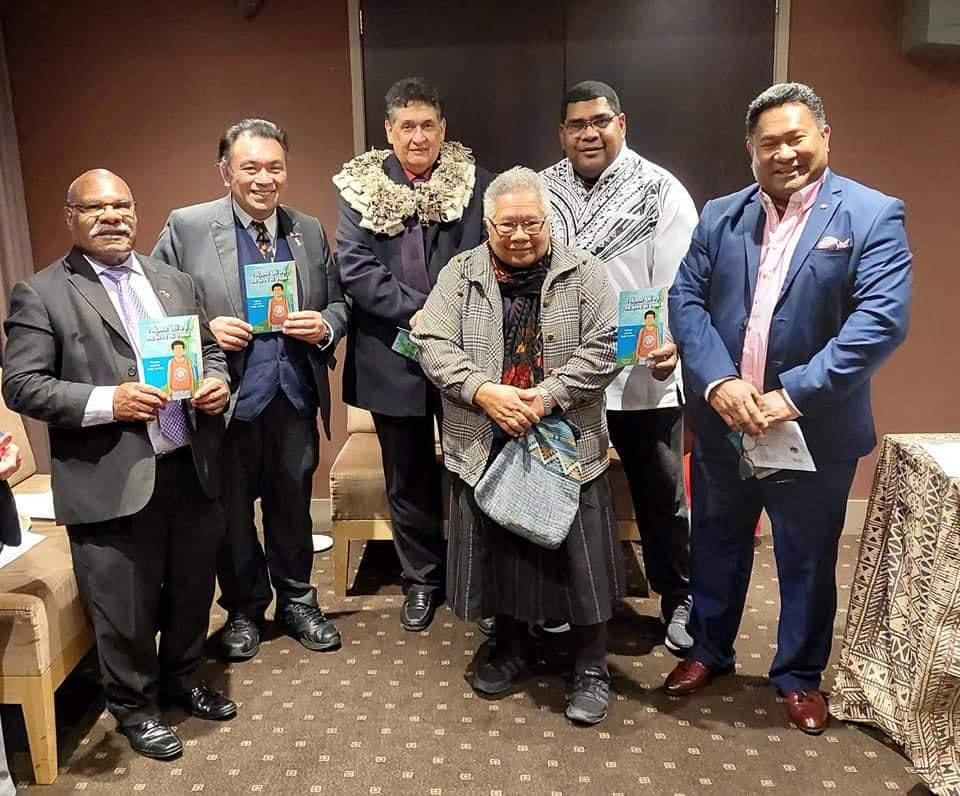 FijianLanguage's tweet photo. Vulagi Dokai: Ratu Lalabalavu (Snr Police Insp) Peter Crompton-Stokes  makubudra na #TuragaTuiCakau 
#RatuJosefaLalabalavu.
E #Tavoci nodra i #VolaNaGone e Bolton Hotel Wellington NZ 2021. Tiko kina #PNGHighCommissioner
 to NZ
#PhilipinesAmbassador
to NZ #FijianLanguageAcademy https://t.co/Q7EuaPZRjf