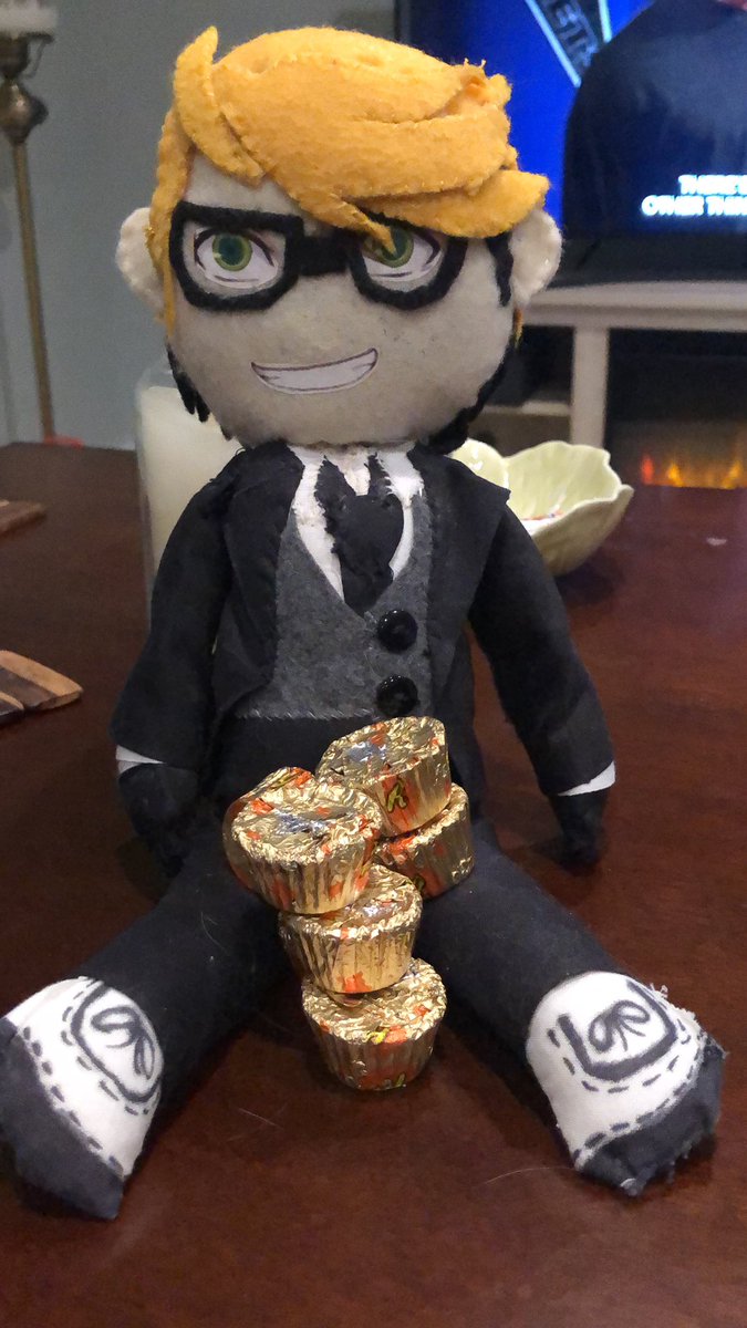 Ronald has taken on a second job of protecting (stealing) his admin’s peanut butter cups.

Ronald plush handmade by Admin🖤