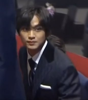 haechan looks so good u guys