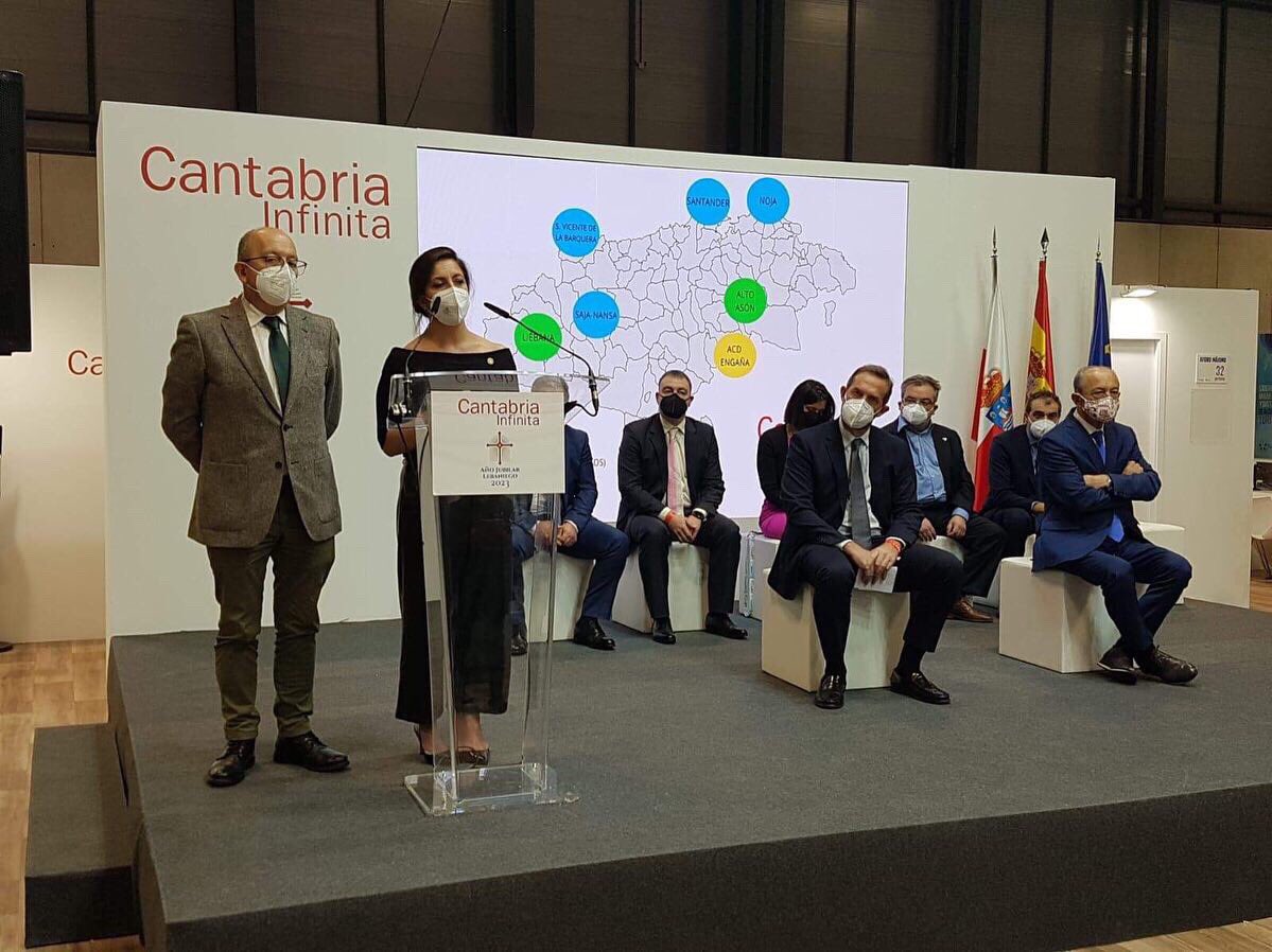 CsCantabria's tweet photo. 🌤️#FelizDomingo

👏👏  Concluye hoy un #FITUR2022 donde los liberales hemos mostrado el trabajo que desde las concejalías naranjas realizamos para impulsar una adecuada planificación, gestión y promoción turística para nuestros municipios.

🍊🌄#GestiónLiberal #GestiónNaranja https://t.co/fDMiOPEY4G