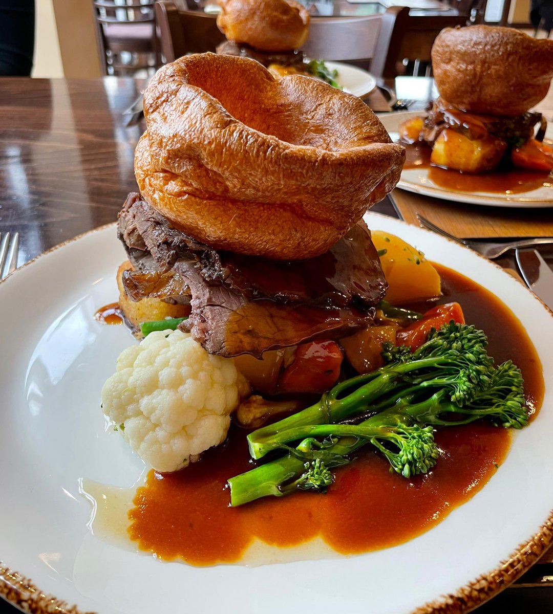SUMMATTOATE's tweet image. IT’S SUNDAY ROAST DAY!! #wigan #restaurants #roastbeef