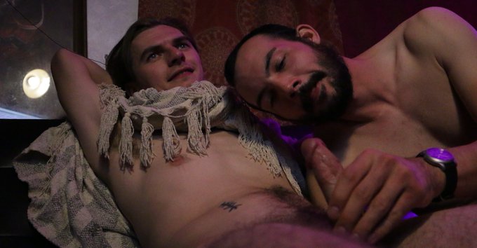 idunno why but justin just looks at dicks in a special sort of way when he's about to suck them, cant<a href="/tag/mondaymotivation"class="tags"><span>#mondaymotivation</span></a><a href="/tag/daddy"class="tags"><span>#daddy</span></a>