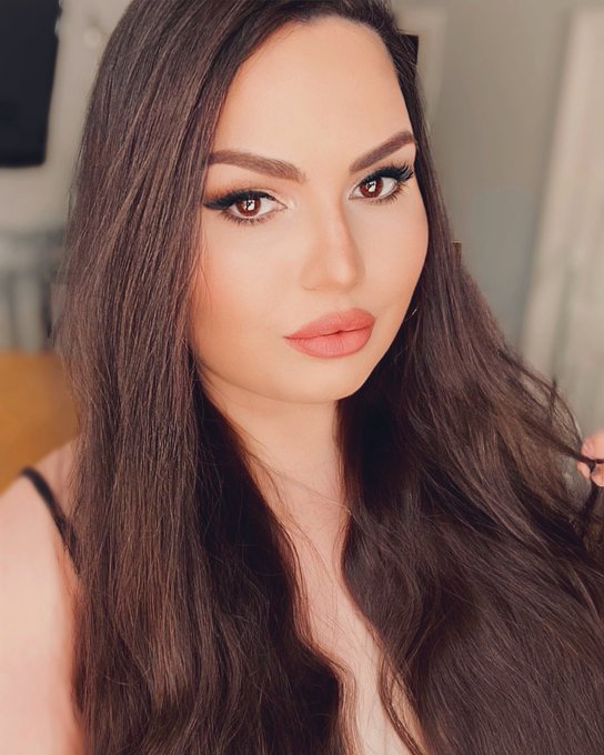 making moves. silently. 🤫🪄💫 https://t.co/qqCXzAG7ci<a href="/tag/vibes"class="tags"><span>#vibes</span></a><a href="/tag/goddessenergy"class="tags"><span>#goddessenergy</span></a><a href="/tag/unapologeticallyme"class="tags"><span>#unapologeticallyme</span></a><a href="/tag/pr"class="tags"><span>#pr</span></a>