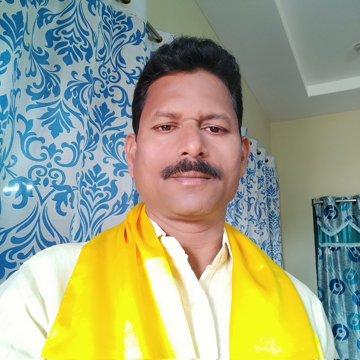 SrinuKuppula's tweet photo. #NewProfilePic https://t.co/4V54WWv7zg
