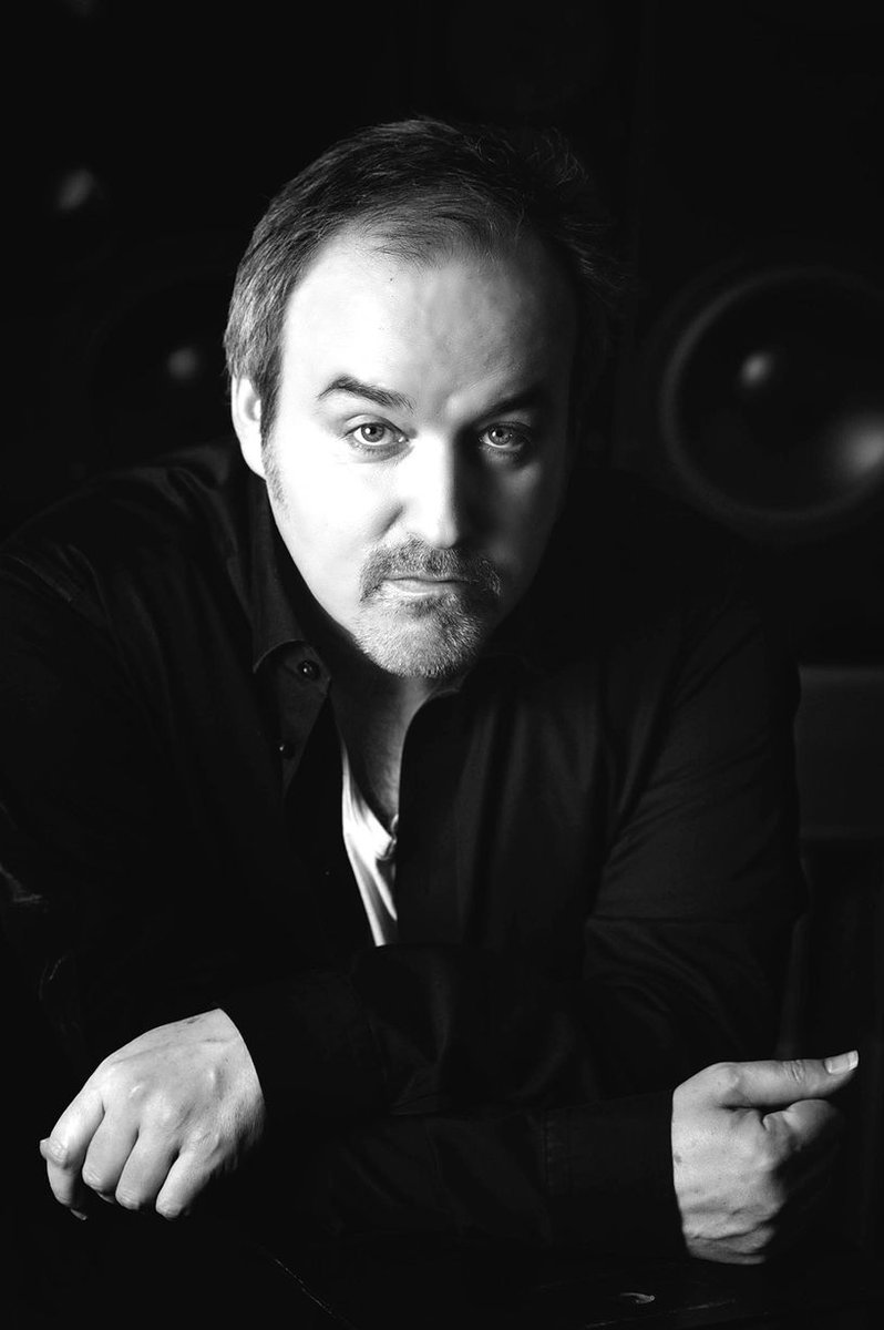 007soundtracks's tweet image. Arguably the most significant contributor to the music of Bond since #JohnBarry, composer #DavidArnold was born on this day 1962 - a good year! #TomorrowNeverDies #TheWorldIsNotEnough #DieAnotherDay #CasinoRoyale #QuantumofSolace #JamesBond #JamesBond60 #JamesBondSoundtracks