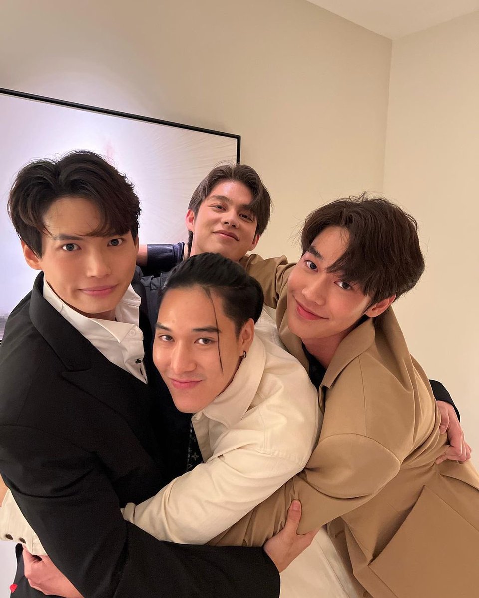 clarisfication's tweet photo. #f4germany

I NEVER MEANT TO BREAK YOUR HEARTTTTT https://t.co/uDCO7LXYP1