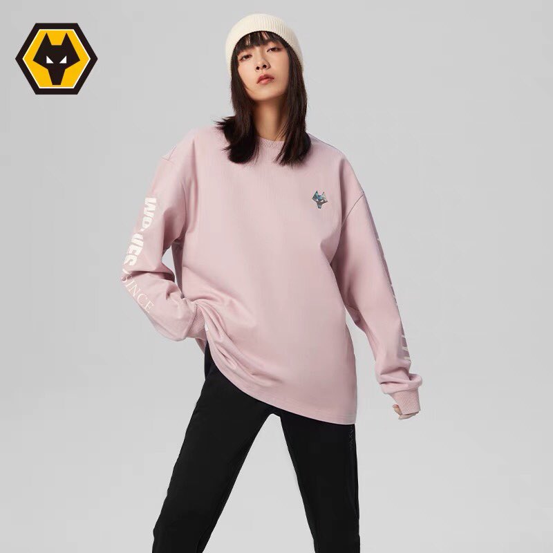 WolvesIDV_ThFan's tweet photo. ไปค่ะพส เสื้อคอลเลคชั่น 2022 จาก WWFC ลดช่วงตรุษจีนเหลือ 350 หยวน ประมาณ 1800 บาท >> 【淘宝】https://t.co/i4t7dklEiZ「WWFC狼队2022年春季新品情侣款圆领长袖T恤WWLTB101C」
点击链接直接打开 น้องๆใส่แล้วดูดีมาก โกๆๆๆ https://t.co/MBwRMmPTeG