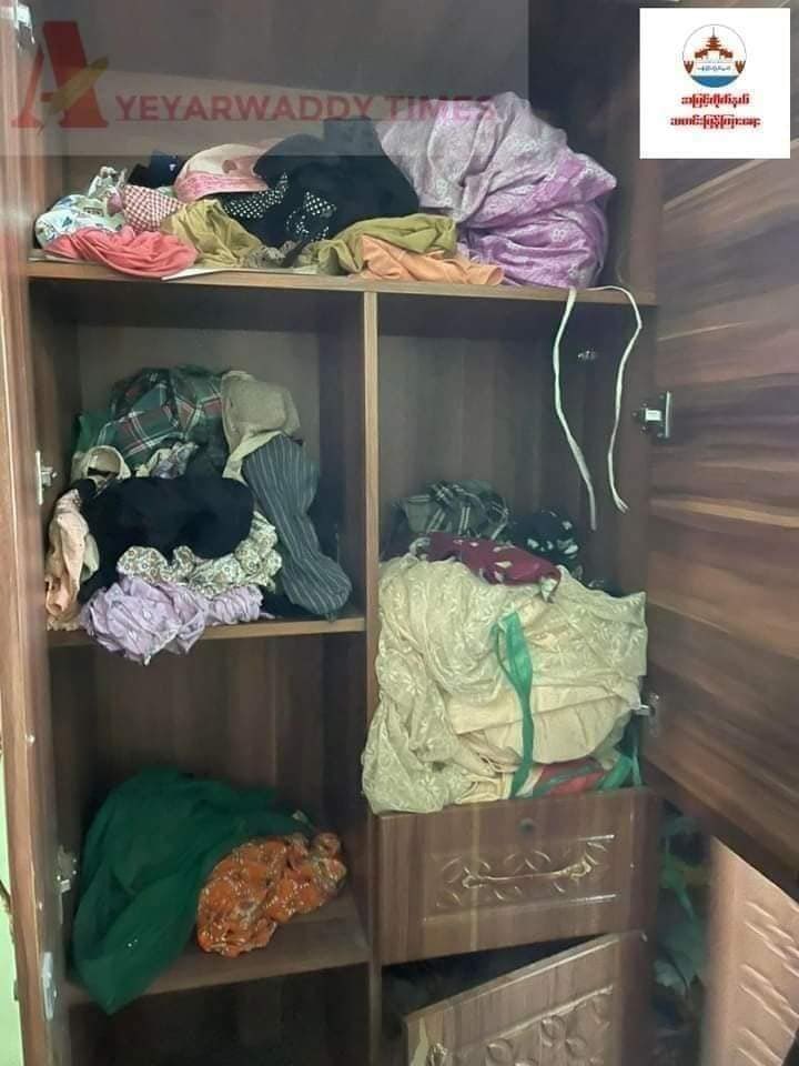 tweet4burma's tweet photo. Military troops, PyuSawHtee groups and a presiding Buddhist monk who is a MaBaTha leader plundered Kangyikone village, ChaungOo tsp and destroyed the residential properties. #SanctionMOGE #TakeAction_NoMoreWords #2022Jan23Coup #WhatsHappeningInMyanmar https://t.co/zdaVJFEuf7