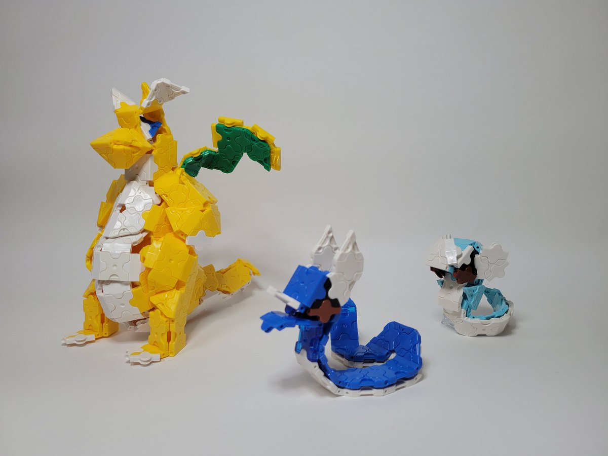 久しぶりに LaQでポケモン。できました。 #カイリュー #ハクリュー