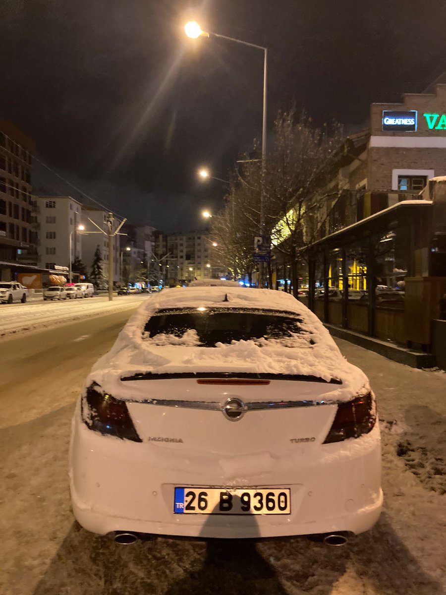 Insignia 1.6 CDTI tweet media