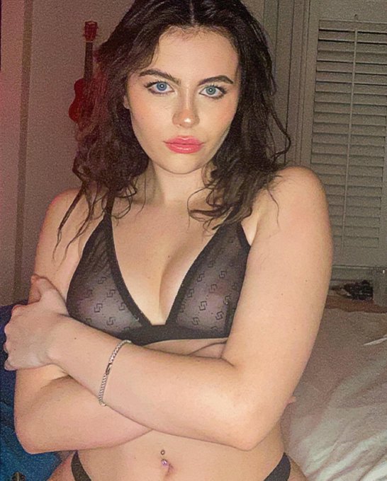 do you like seeing my nipples through my bra 🙈 https://t.co/ny1LsGhIfy<a href="/tag/onlyfans"class="tags"><span>#onlyfans</span></a>