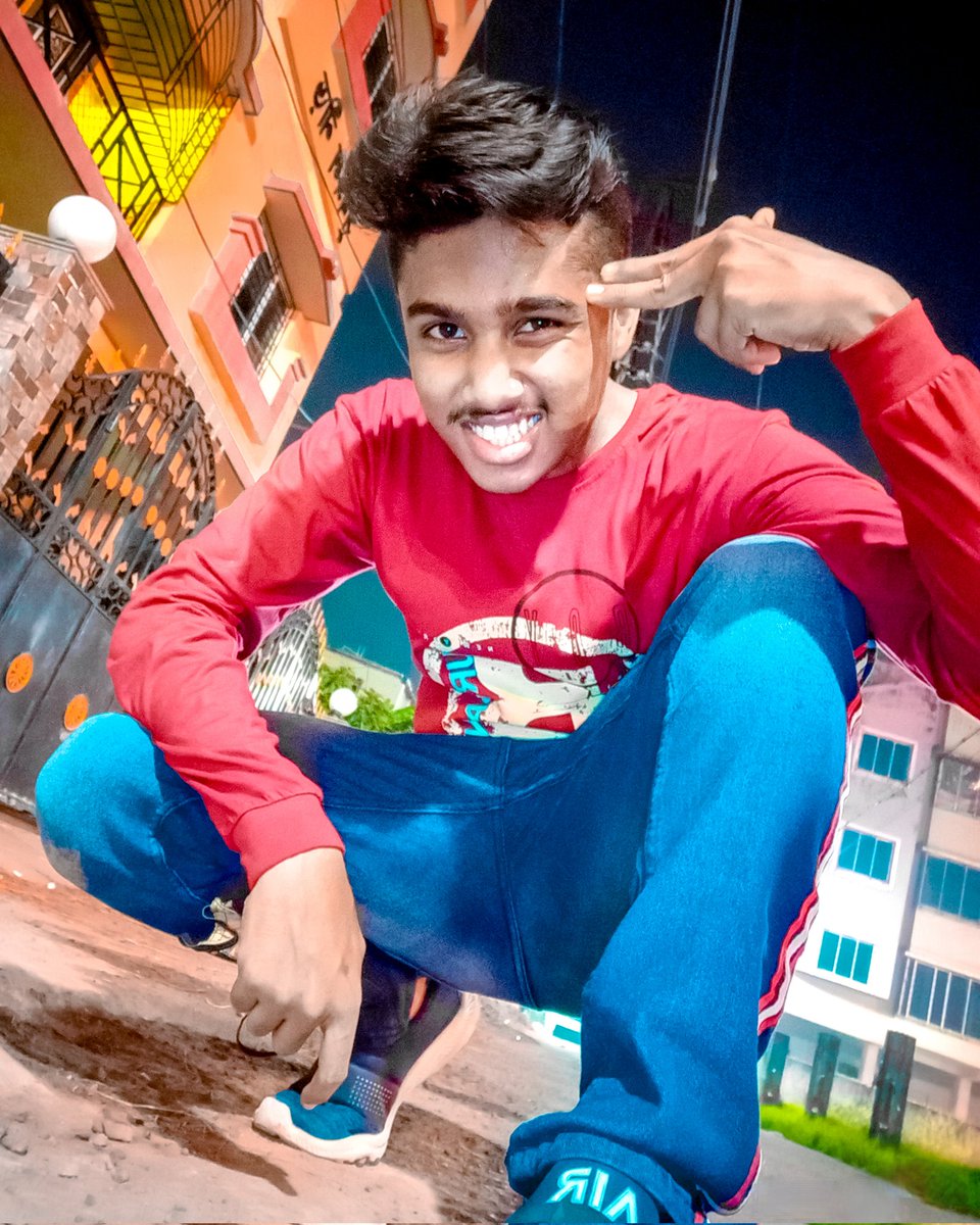 deadman_suvo's tweet photo. Believe Mujhe God Pe 🙏🏻❤️
Baki Farak Nahi Padhta 😊🖕 https://t.co/PFoSX0uZ7R