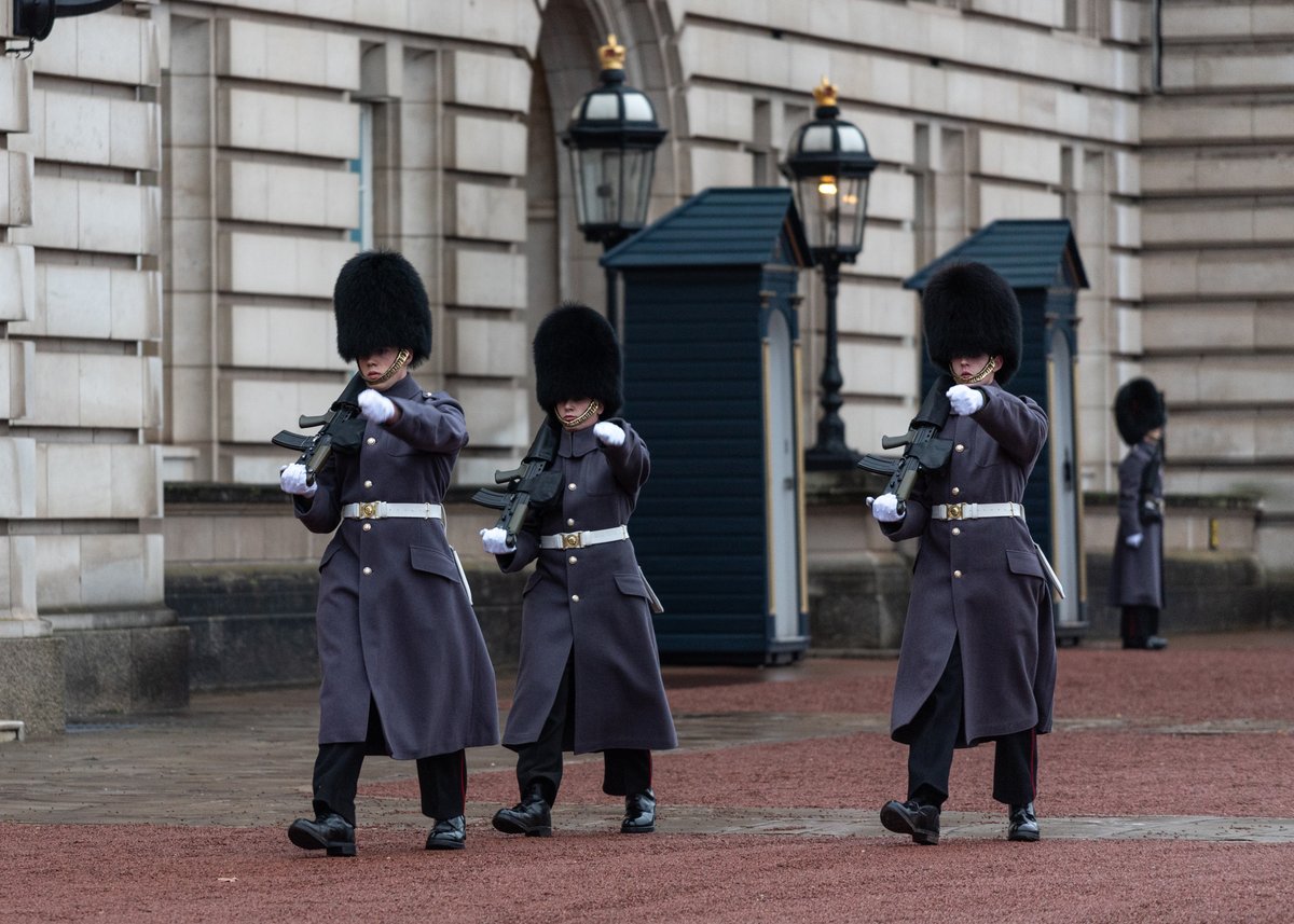 Today 7 Company Coldstream Guards will mount Queen's Guard with musical assistance from the Band of the Irish Guards and the Band of the Welsh Guards Despite the fact that the ceremony begins at 1100, we recommend arriving early for the greatest viewing experience.