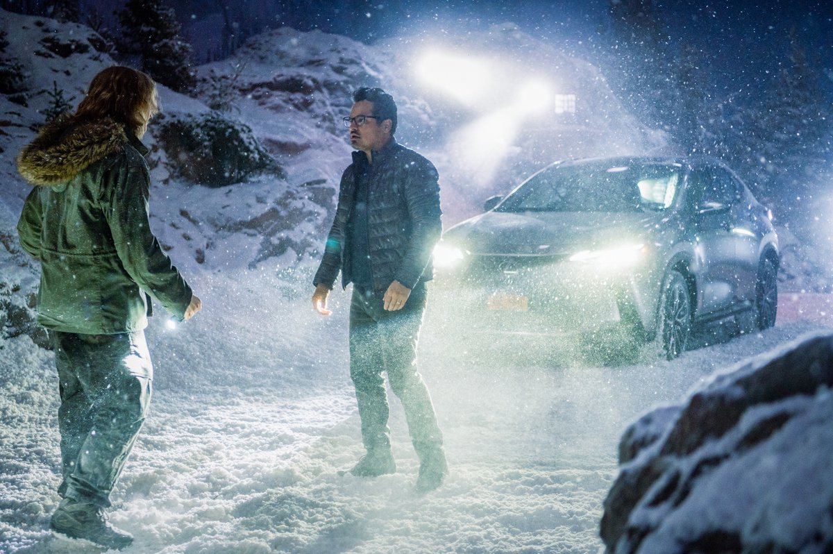 Lexus afronta la misión de salvar el mundo en la nueva y épica película de ciencia ficción “MOONFALL”.