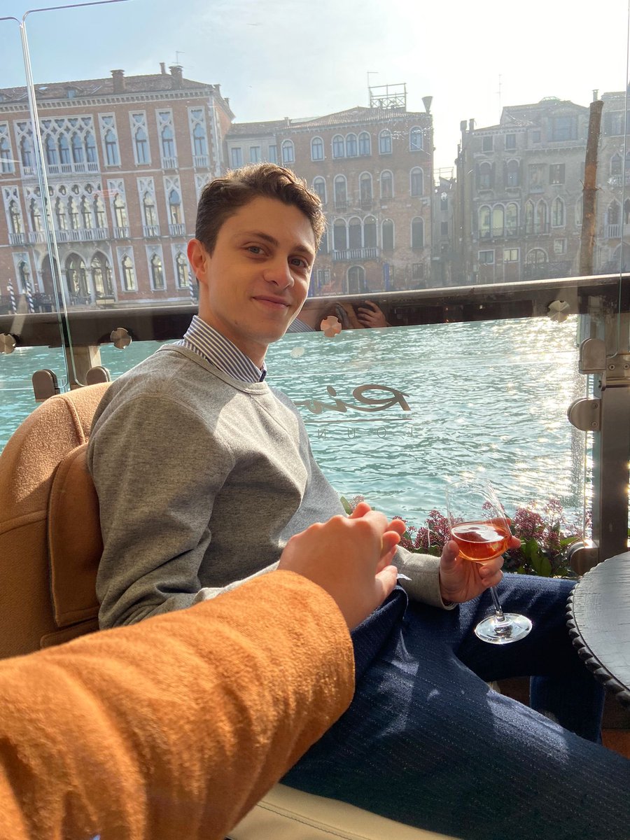 candre_mos's tweet photo. @giablito un🐓Veneziano… 💖✨ https://t.co/mwOylxR1az