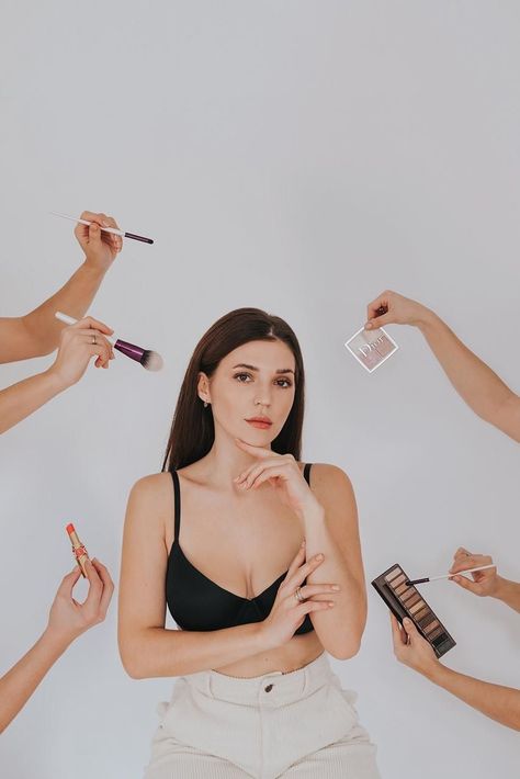 InfoBeautyBae's tweet photo. Your beauty regime needs the best #MakeupArtist to maintain the glow. Connect with us today at for #BestMakeupArtist #BestMakeupArtistAtLaxmiNagar #BestMakeupArtistAtVaishali #MakeupArtistAtHome #MakeupArtistNearMe #MakeupArtistAroundMe #MakeupArtistAtLaxmiNagar https://t.co/bQ0YPiKHtp