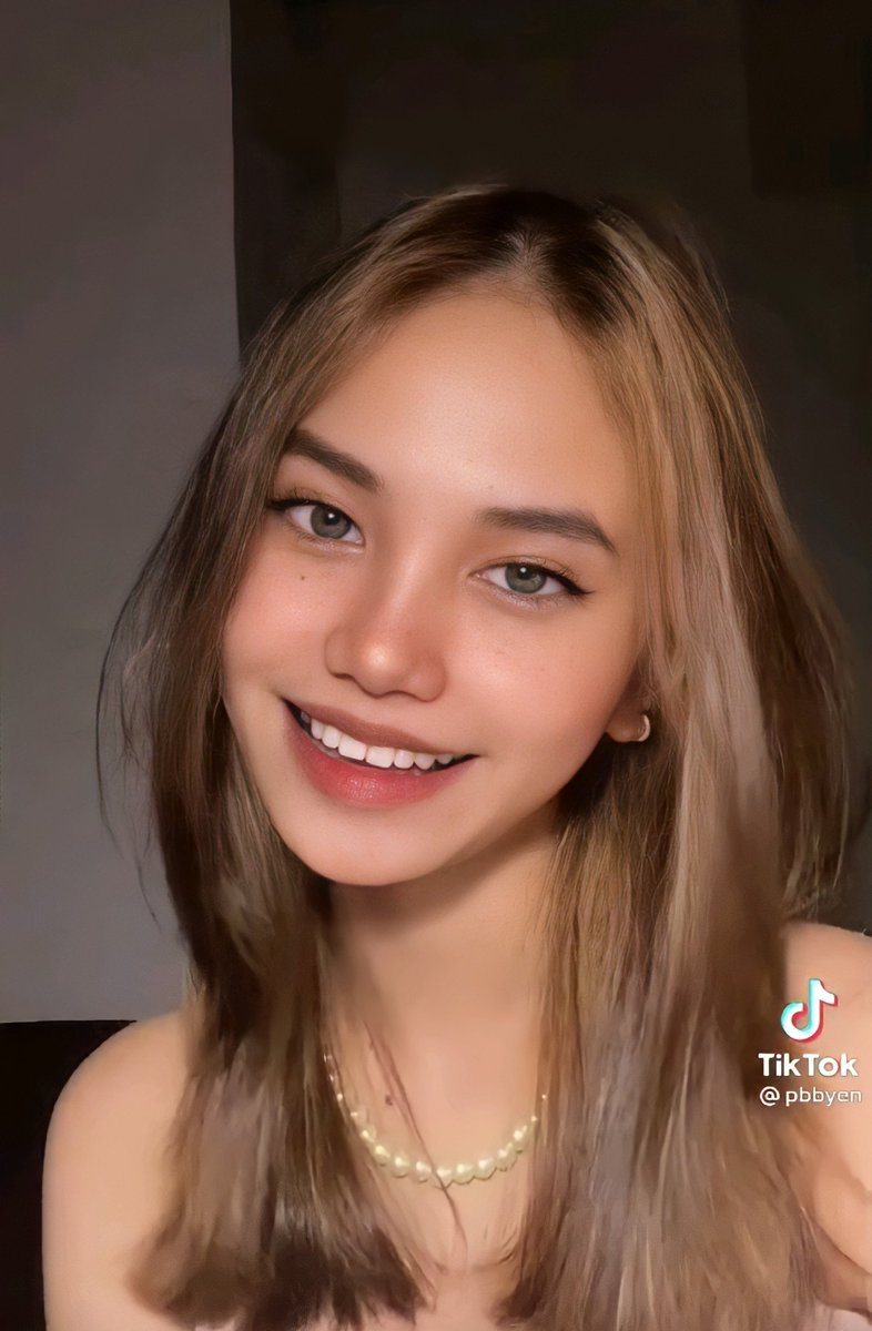 kym_bntz's tweet photo. Be healthy and take care of yourself, but be happy with the beautiful things that makes you, You.

#YenQuirante @theyenquirante 

😘❤️ https://t.co/ZLbzl8bd9J
