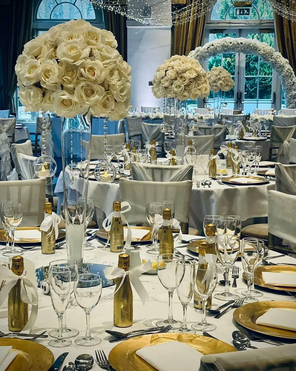 How beautiful is this tablescape from yesterday's wedding. 😍

Love Balbirnie x

#wedding #tablescape #Elegant #love #weddinghoteloftheyear #weloveweddings