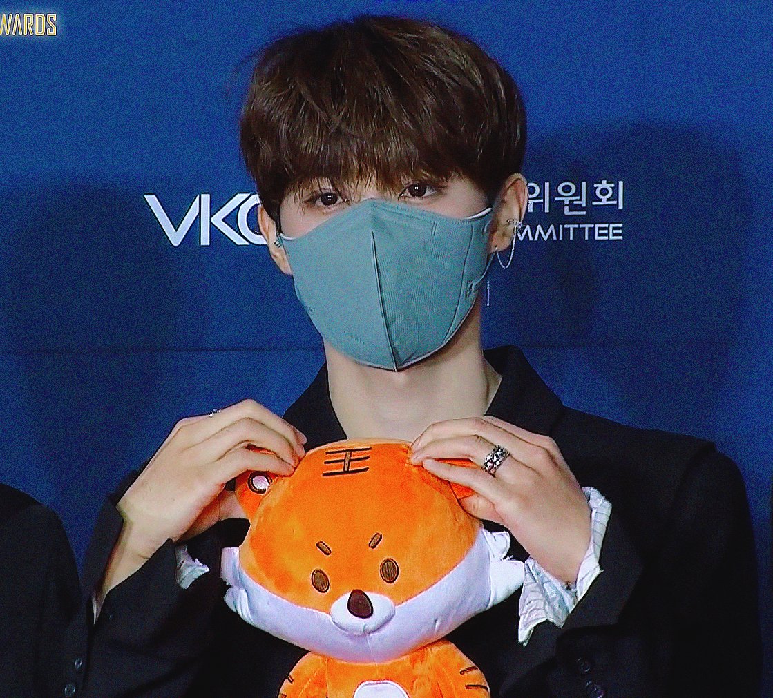 for98OO's tweet photo. 220123 #더보이즈 #선우 https://t.co/KHaSieXOlR