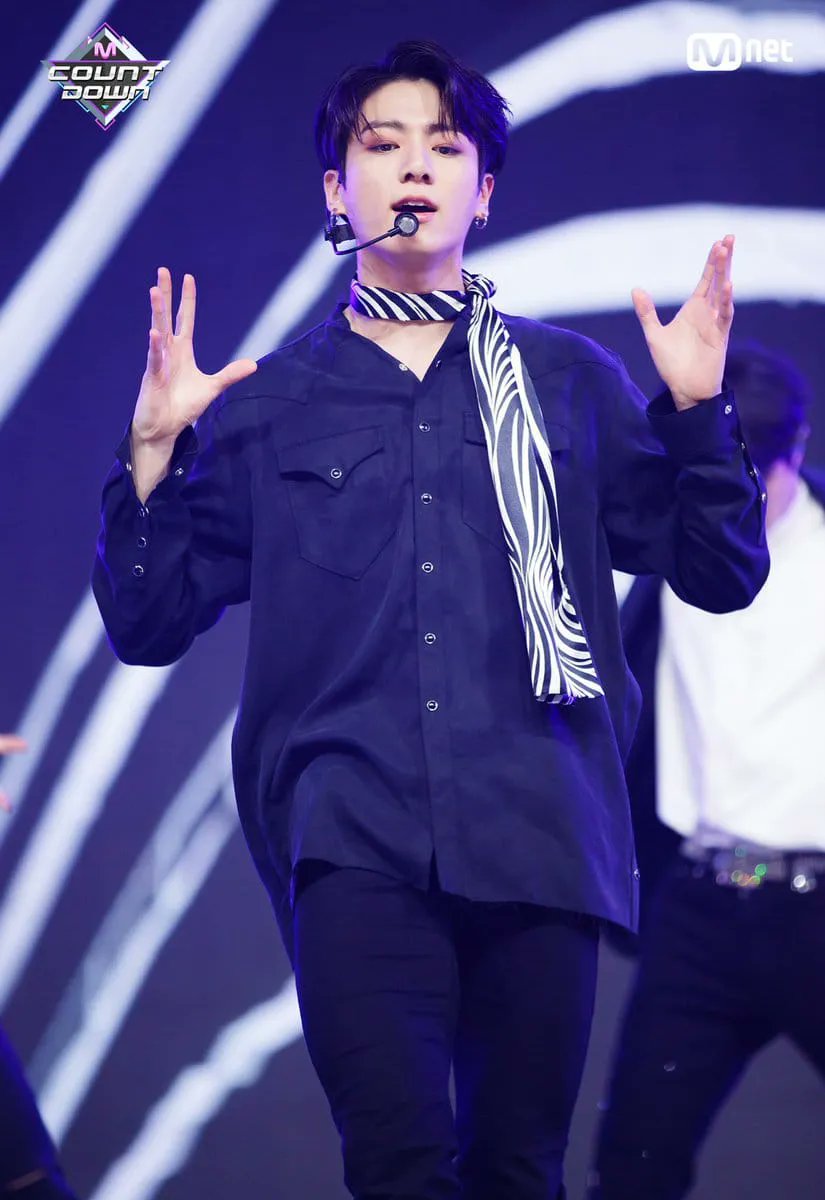 picsofkook's tweet image. 