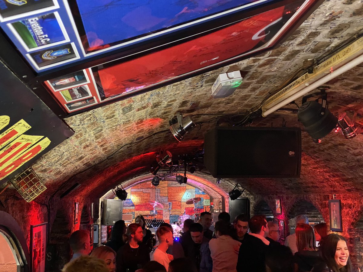 whereisdanc's tweet photo. What a night and great atmosphere @cavernliverpool seeing the Cavern Club Beatles. #longlongweekend #boysweekend #Liverpool https://t.co/T2tg8I1Kt2