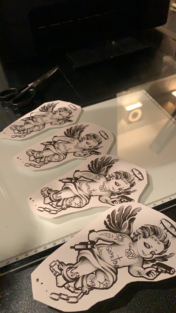 tattoo_Bcoco's tweet photo. こういうデザイン
いっぱい彫りたい🤍
モチーフ伝えてもらうと
闇に堕として彫ります🕸

ご予約はDMまでお願い致します。

#tattoo #タトゥー https://t.co/OrbMXjFmbV