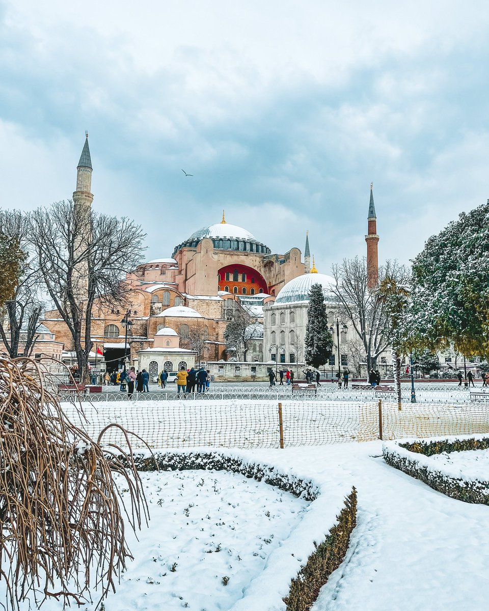 Découvrir #Istanbul 🥰 ! Avec la neige qui s’est invitée ❄️❄️