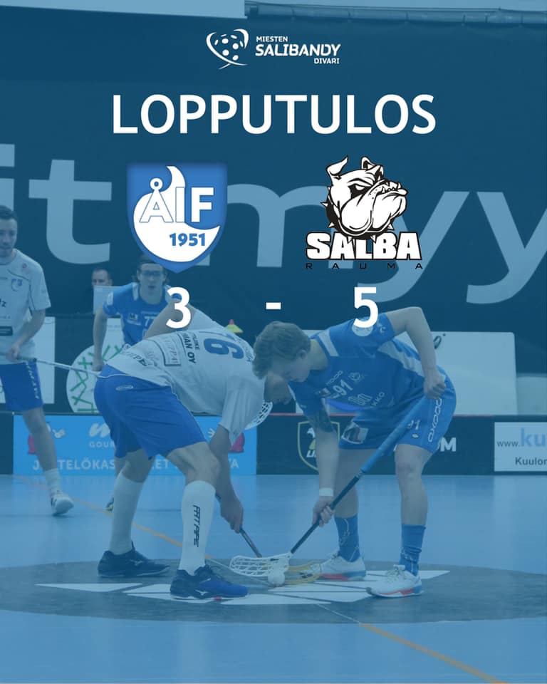 ÅIF:n tehokas toinen erä ei riittänyt voittoon eilisillan ottelussa. SalBa vei mukanaan kokonaiset kolme pistettä. 📷: Juliet Lindfors #viäråif #divari #salibandy