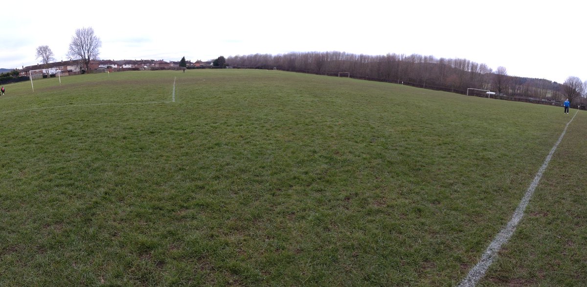 FiddlesThree's tweet image. Lovely weather for the lads this morning.