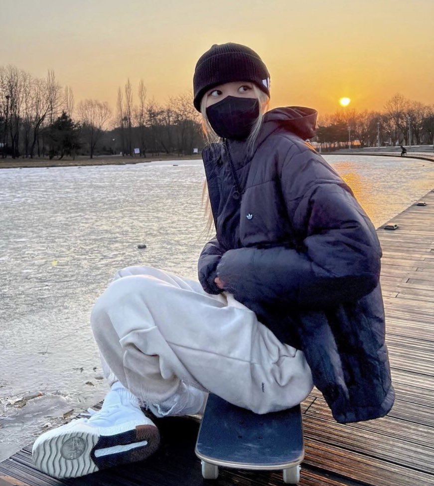 skater girl roseanne park