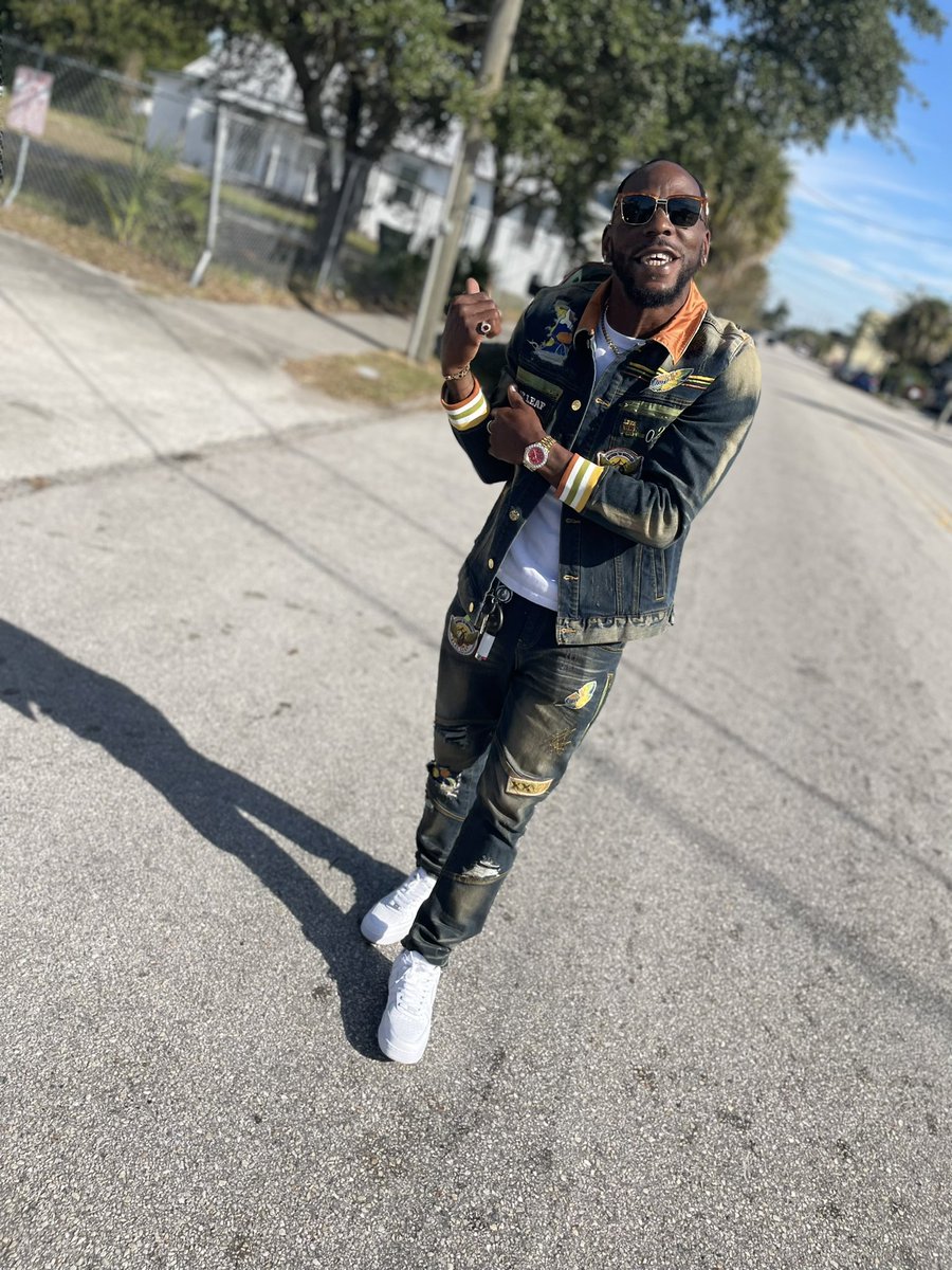 imherr21's tweet photo. Main Manz #BDayyy🥳 #1/23 #Pops #MyFavGuy🤎 https://t.co/bH6EGOJkDA