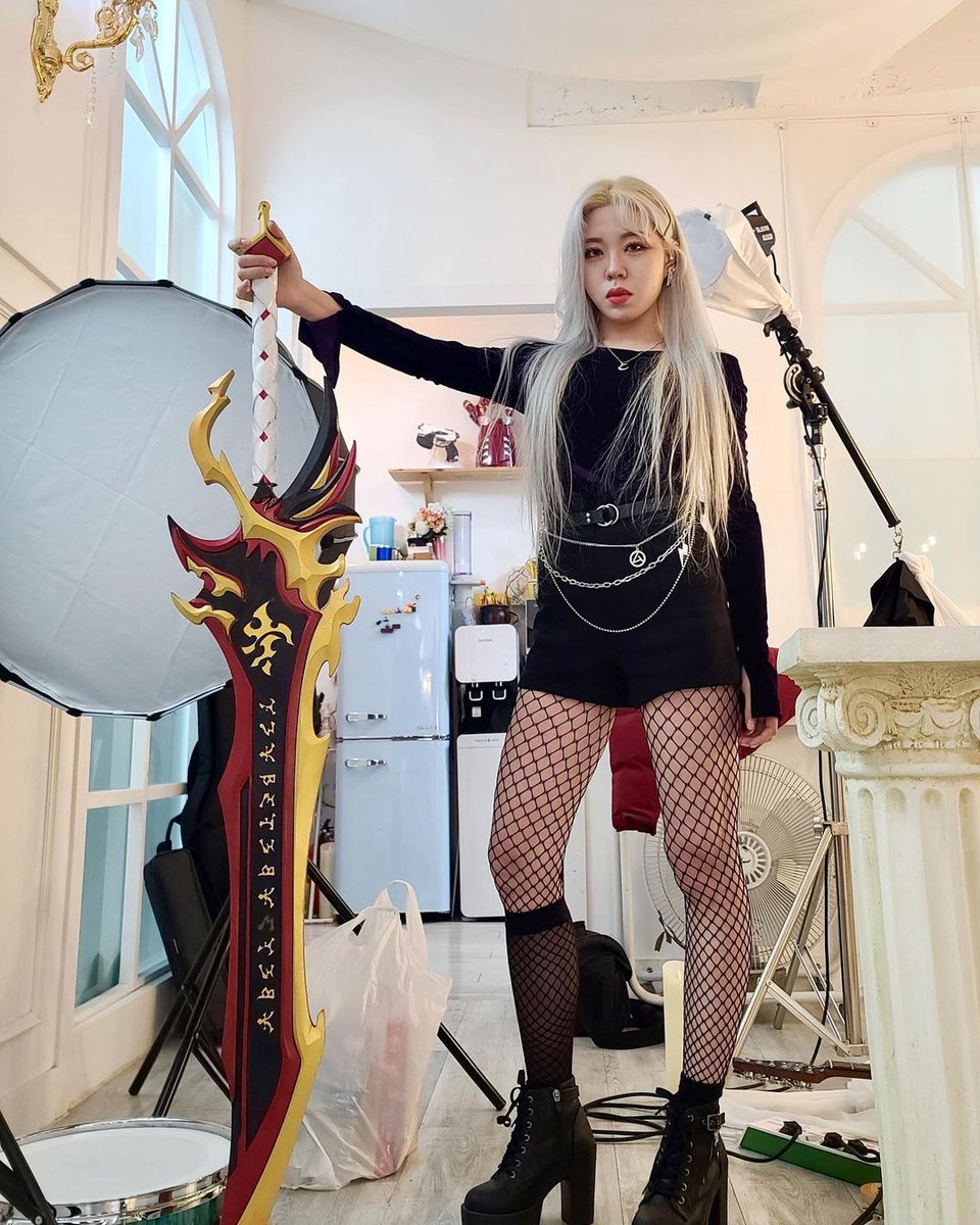 greatfon.com/v/jayoung__v
IG Posts <a href="/jayoungRQ/">Ja young 자영</a> 

#RollingQuartz
#Diadem