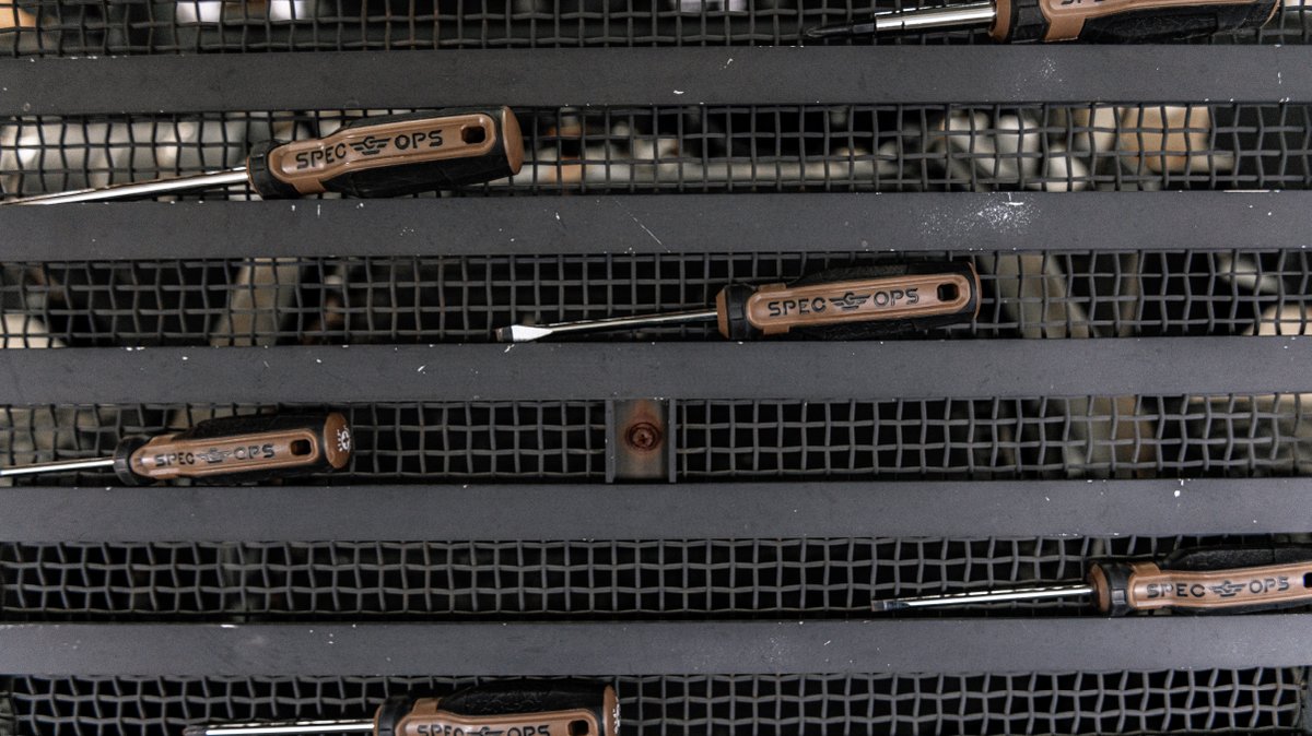 SpecOpsTools's tweet image. Team is assembled and ready to get to work.
#screwdrivers #toughtools #protools #specopstools