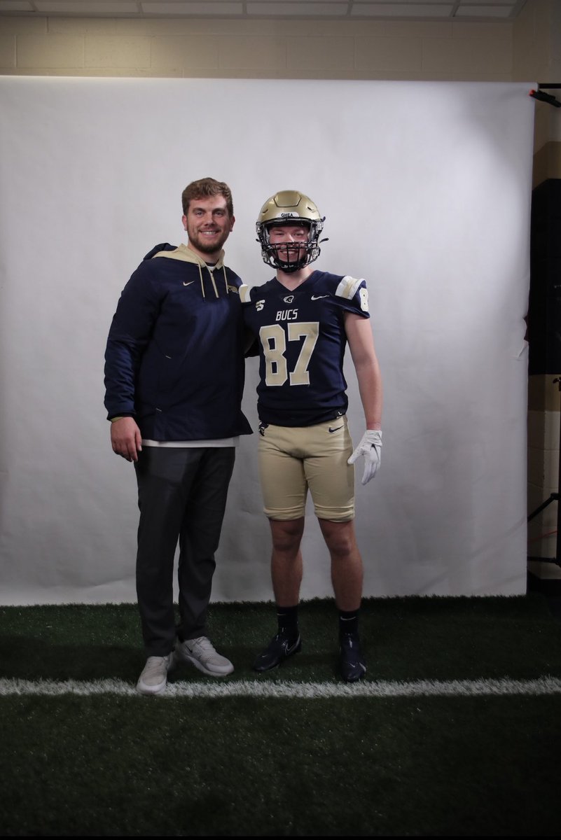 After a great weekend and official visit at @CSUFB , I am blessed and honored to receive an offer (PWO) from Charleston Southern University! Thank you <a href="/autrydenson/">autry denson</a> @kylereighard95 &amp; all the coaches and players for the hospitality!
<a href="/DanOrnerKicking/">DanOrnerKicking</a> <a href="/MattWogan6/">Matt Wogan</a> @704ragingbull