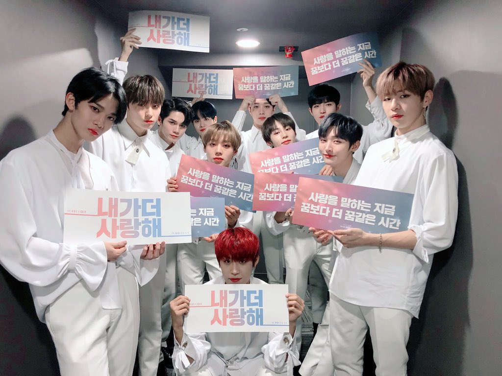 Wannable_Day's tweet photo. [ 2022. 01. 24. ] 

워너원 Therefore 첫콘 3주년 
-
안녕이라고 말하기엔
너무 짧은 순간들의 연속이었고
​
잘 지내라고 말하기엔
너무 미련함이 묻어나는 긴 시간이었다
​
그래서 서로 말없이 떠났다
순간만큼은 최선의 방법이라서
​
| 경글, 순간

#워너블데이 #워너원 https://t.co/XDZTqbtuKL