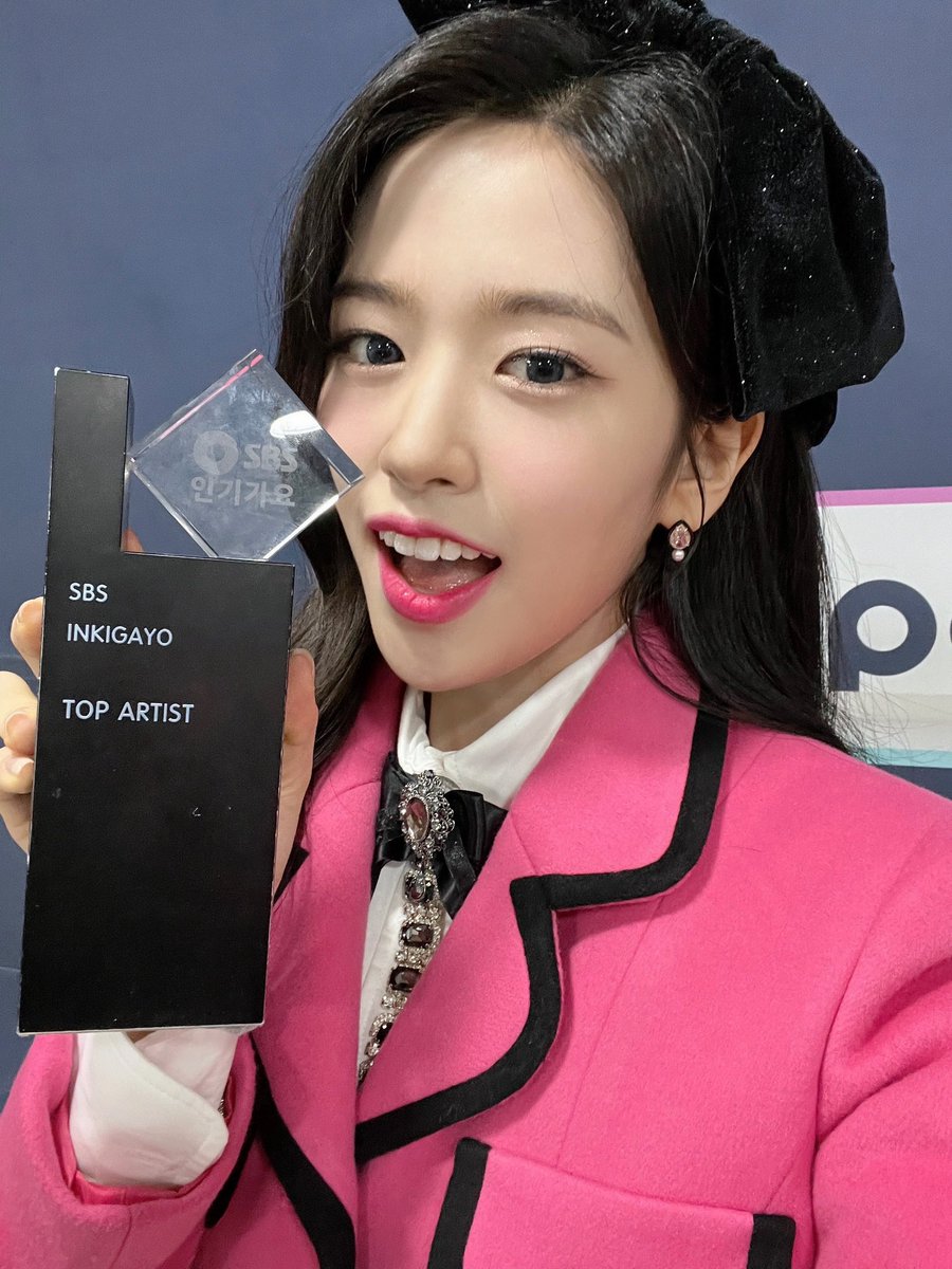 once25_'s tweet photo. ほんとに凄いねおめでとう ㅜㅜ
#IVE11thWin #ELEVEN11thWin  #IVE_ELEVEN https://t.co/i3esKXAbMT